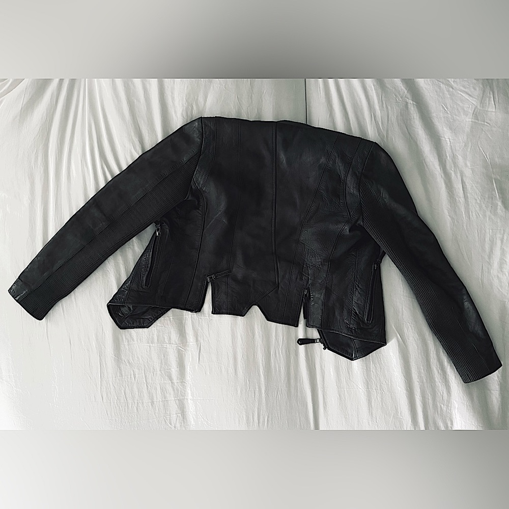 Andrew Marc Genuine Leather Moto Jacket in Grey (M) - Picture 3 of 6